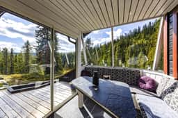 https://storage.googleapis.com/homestra-images/property-image-53f70580-c8df-443a-be03-4db307dc9480-1788702062.jpg