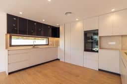 https://storage.googleapis.com/homestra-images/property-image-54644030-0fc5-4738-bf60-2ab070a84779-1792260351.jpg