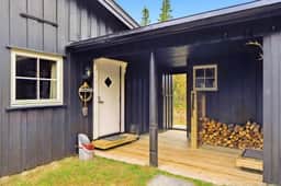 https://storage.googleapis.com/homestra-images/property-image-5492b981-6cfa-43f9-9a0b-b16063b77dc6-1758970229.jpg