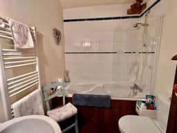 https://storage.googleapis.com/homestra-images/property-image-556d062a-86c1-47b5-b7bf-ff0932c94f4c-1783272965.jpg
