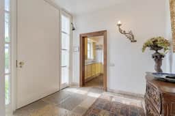 https://storage.googleapis.com/homestra-images/property-image-55884b48-5432-4fb5-a659-aba6fecae05f-1748108351.jpg