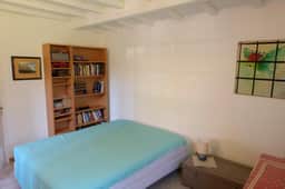 https://storage.googleapis.com/homestra-images/property-image-55d57318-7bf8-4fd4-8ba3-5963e8d97947-1761069150.jpg