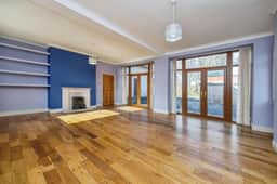 https://storage.googleapis.com/homestra-images/property-image-594c9cf1-1215-4381-b422-d0fd87a2b2a2-1748892359.jpg