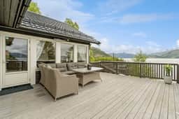 https://storage.googleapis.com/homestra-images/property-image-5a2f77f2-8104-4fe3-a404-b58e4aad115c-1749309165.jpg