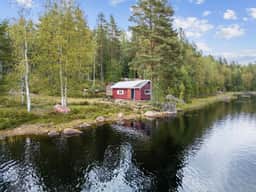 https://storage.googleapis.com/homestra-images/property-image-5a39fec2-d684-46ba-a70c-b777694851de-1758738034.jpg