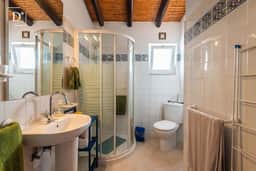 https://storage.googleapis.com/homestra-images/property-image-5b83a0f5-64aa-405a-9d3f-9af82d40999f-1751473436.jpg