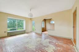 https://storage.googleapis.com/homestra-images/property-image-5c7ec043-6ff8-4057-9b2f-3ef67e58771d-1759947106.jpg
