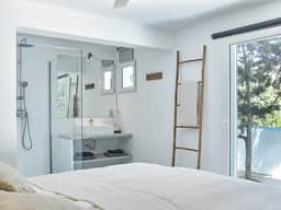 https://storage.googleapis.com/homestra-images/property-image-5d117b08-786d-45d1-8709-2ac7771f16b0-1760986324.jpg