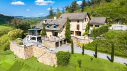 https://storage.googleapis.com/homestra-images/property-image-5d2d5f04-bf49-4537-bd57-d3814de6fa42-1755967531.jpg