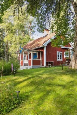 https://storage.googleapis.com/homestra-images/property-image-5d5180a0-0f80-4be2-b663-7d579e857198-1747769507.jpg