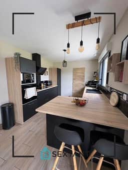 https://storage.googleapis.com/homestra-images/property-image-60e17b69-685d-462a-a1c2-56b4ec2d0b87-1756317933.jpg
