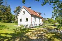 https://storage.googleapis.com/homestra-images/property-image-6545282f-1334-4cc9-89da-a180599b3b8a-1750010655.jpg