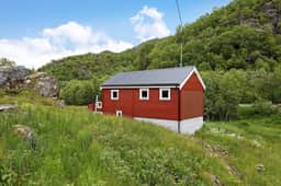 https://storage.googleapis.com/homestra-images/property-image-65b7e408-4045-4677-8e32-76816ff30de4-1755444773.jpg