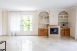 https://storage.googleapis.com/homestra-images/property-image-686738f0-fd01-4ba7-bca0-7725f32b181a-1760274981.jpg