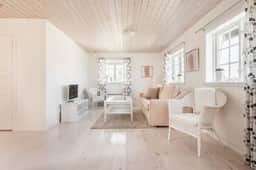 https://storage.googleapis.com/homestra-images/property-image-69e08db9-4ccb-49c4-93db-3750c2c542d7-1759399550.jpg