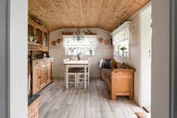 https://storage.googleapis.com/homestra-images/property-image-6a862807-9aa7-43af-8d42-52a4c32ab879-1753127768.jpg