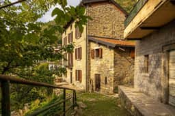 https://storage.googleapis.com/homestra-images/property-image-6ac3432c-bd1e-4497-bc41-8a7073d8bc3a-1792862945.jpg