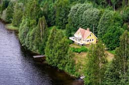 https://storage.googleapis.com/homestra-images/property-image-6ad90452-7518-4b3b-a6d6-b96bf8ff825c-1751740142.jpg