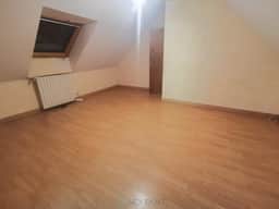 https://storage.googleapis.com/homestra-images/property-image-6dbeb156-1841-4b08-942f-e24ccc72e369-1760550124.jpg