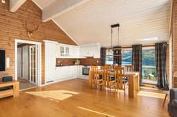https://storage.googleapis.com/homestra-images/property-image-6eb58786-dec4-4769-9911-b9f624826dbd-1759398350.jpg