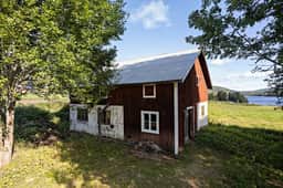 https://storage.googleapis.com/homestra-images/property-image-6eef7a4c-cc72-4e8e-a89a-158b4aeac0da-1755796494.jpg