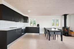https://storage.googleapis.com/homestra-images/property-image-6f8bbde5-b6a2-4784-8bf5-1a6ac214d274-1753463763.jpg