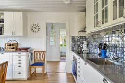 https://storage.googleapis.com/homestra-images/property-image-707a630b-4f5c-404e-af0e-8a8792b8058f-1749666283.jpg