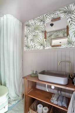 https://storage.googleapis.com/homestra-images/property-image-70ef55f9-0f45-4428-9057-9dacd6791402-1756317833.jpg