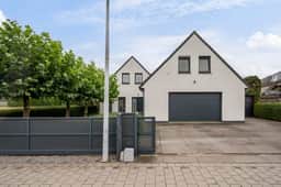 https://storage.googleapis.com/homestra-images/property-image-728f5368-bd4a-41cb-ac98-08adcb069539-1758395004.jpg