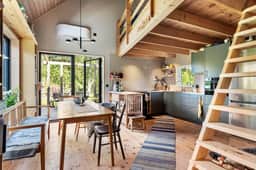 https://storage.googleapis.com/homestra-images/property-image-73bd376d-72c6-450a-960c-b9e50a579564-1754735408.jpg