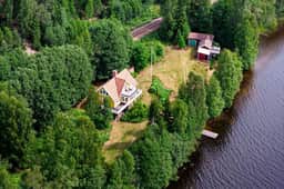 https://storage.googleapis.com/homestra-images/property-image-74f23d9e-c549-43c2-8654-35719734a90d-1751740142.jpg