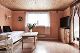 https://storage.googleapis.com/homestra-images/property-image-77210880-ac2d-49e8-90e8-923227b415b2-1750018594.jpg