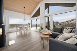 https://storage.googleapis.com/homestra-images/property-image-78cb1d7d-6d6f-4fee-8be6-1483f90f367f-1746884396.jpg
