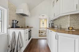 https://storage.googleapis.com/homestra-images/property-image-7a303581-ae1f-401b-b6c7-9d7120b60bfa-1756798241.jpg