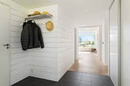 https://storage.googleapis.com/homestra-images/property-image-7aed89bf-c13c-4434-9f13-407e57cc7ad0-1746884467.jpg