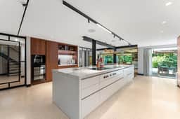 https://storage.googleapis.com/homestra-images/property-image-7b1a4d19-34b7-4a3d-b9a8-1a9f3af82870-1792863028.jpg