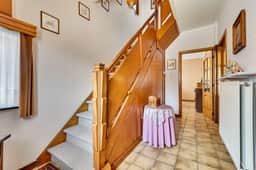 https://storage.googleapis.com/homestra-images/property-image-7b9a03bf-df90-4e65-b42c-f1a1c871c8b3-1752946674.jpg