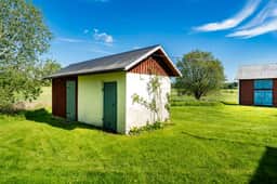https://storage.googleapis.com/homestra-images/property-image-7bd6a786-f071-407f-a1ed-e0a4d715bc23-1777931612.jpg