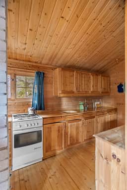 https://storage.googleapis.com/homestra-images/property-image-7cd5b1df-cd7a-44d1-8e17-c8712da436cb-1757847103.jpg