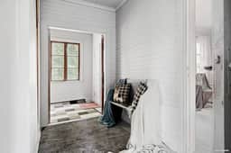 https://storage.googleapis.com/homestra-images/property-image-7cebb992-b585-498f-8c3a-6a9e9135975d-1747160031.jpg