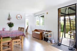 https://storage.googleapis.com/homestra-images/property-image-7fac98ed-5310-41c8-90fa-bb0e74984bdd-1754735400.jpg