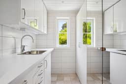 https://storage.googleapis.com/homestra-images/property-image-83ca0280-e48c-4bc7-bd97-270b03fe5223-1750018649.jpg