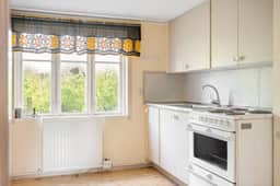 https://storage.googleapis.com/homestra-images/property-image-84197423-6ad4-4242-8d7d-8e2586dcd6e1-1751397322.jpg