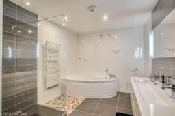 https://storage.googleapis.com/homestra-images/property-image-84e0c493-1332-4a9c-a425-057da552fe05-1750598348.jpg