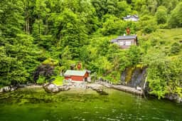 https://storage.googleapis.com/homestra-images/property-image-85edd76c-0642-47b5-b1d2-1b00cf9087de-1751721115.jpg