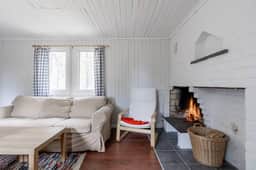 https://storage.googleapis.com/homestra-images/property-image-896db83d-6596-408a-a038-5559c3b9d018-1752176355.jpg