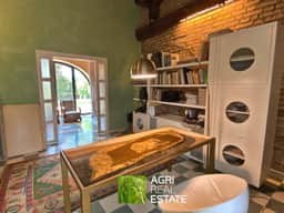 https://storage.googleapis.com/homestra-images/property-image-8bfb5bff-2d15-4128-8d42-ebb4eb7d82ef-1753976374.jpg