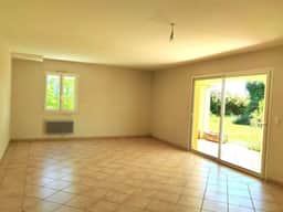 https://storage.googleapis.com/homestra-images/property-image-8c7812c9-1655-454a-84bc-3653591051f4-1746558115.jpg