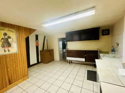 https://storage.googleapis.com/homestra-images/property-image-8e8c9038-c3f7-4a1d-98c1-90deb61c376c-1747160128.jpg