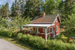 https://storage.googleapis.com/homestra-images/property-image-8e8ce6f9-5283-4d8e-89a3-d64be3e584bc-1746340428.jpg